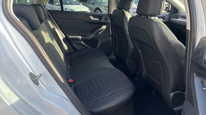 Ford Focus 1.0 EcoBoost Hybrid mHEV 155 Titanium X 5dr Auto Petrol Estate